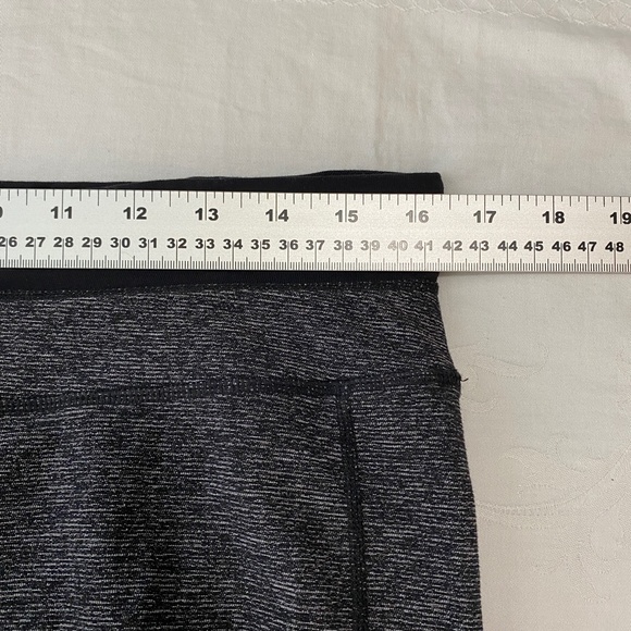 Tuff Athletics Women's Heather Black Yoga Capri Legging Pants Size X-Large - Picture 7 of 11